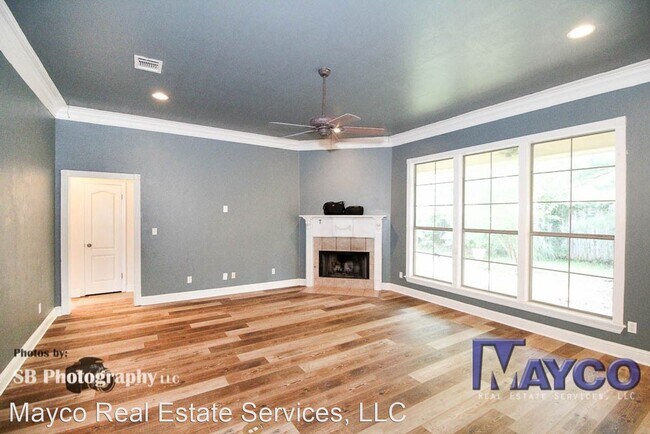Building Photo - 4 br, 2 bath House - 448 Grand Oaks
