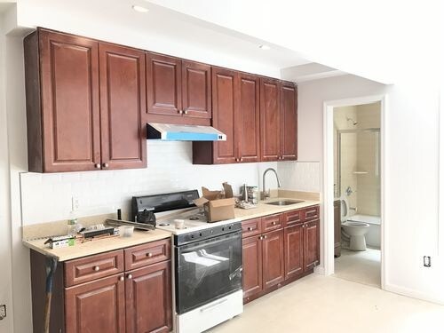 Primary Photo - 4815 5th Ave