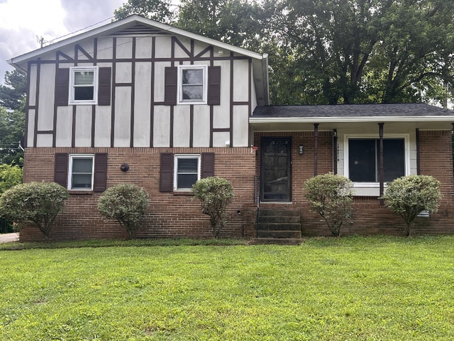 Building Photo - 416 Ocala Ct N