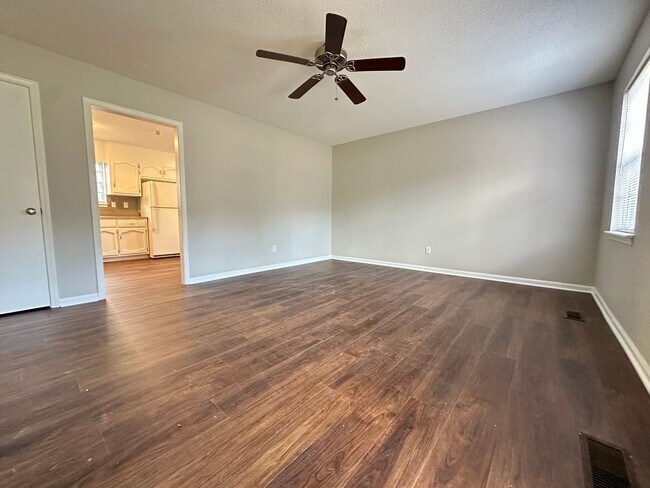 Foto del edificio - Home for rent in Center Point **MOVE IN SP...