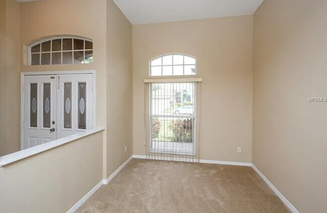 Foto del edificio - 12687 Waterhaven Cir