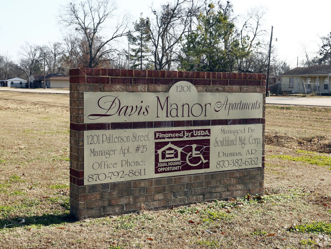 Foto del edificio - Davis Manor Apartments