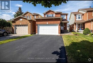 Building Photo - 8 Vail Meadows Crescent