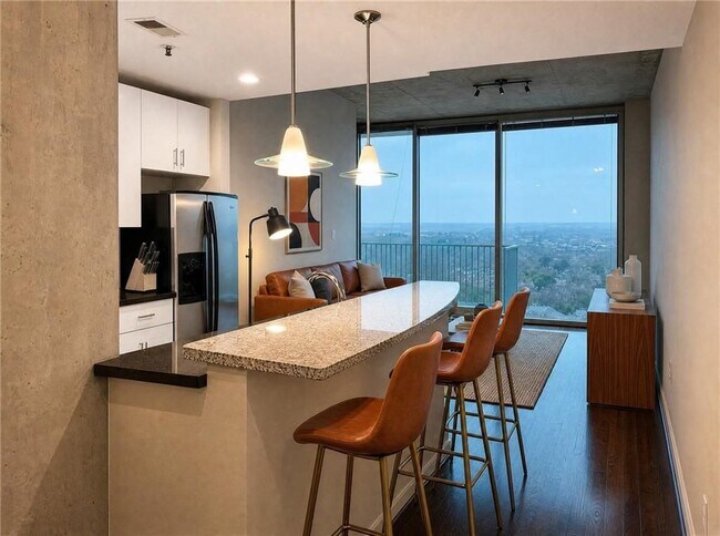 Foto del edificio - 361 17th St NW