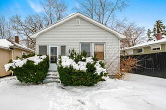 Building Photo - 4325 Harrison St