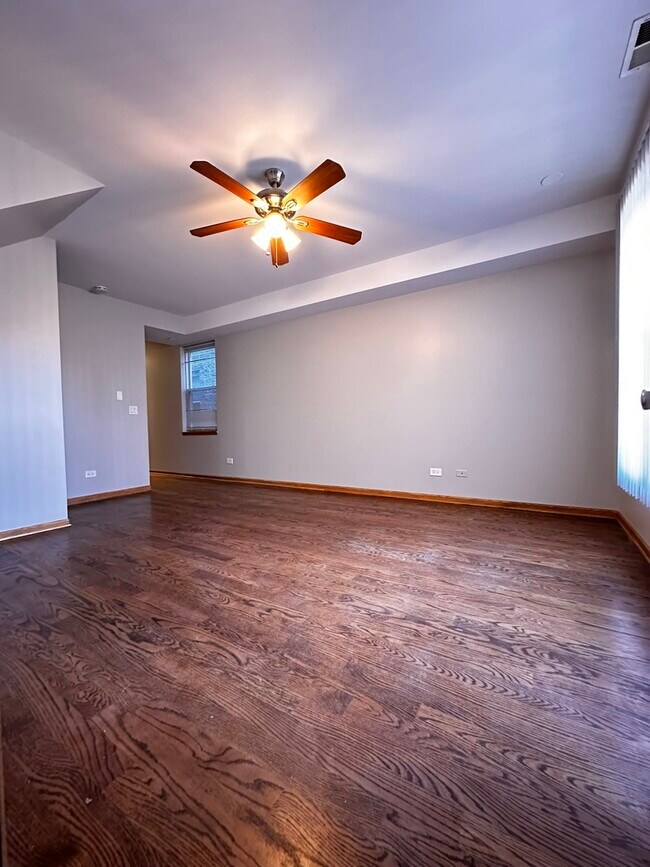 Foto del edificio - 1823 S Fairfield Ave