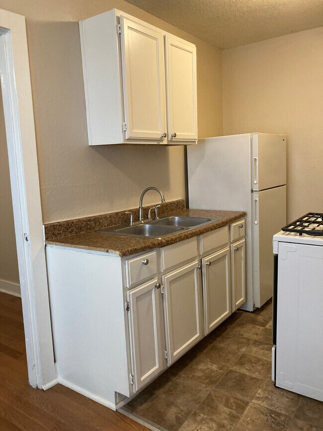 Cocina - 3820 Walnut St