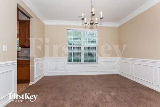 Building Photo - 4819 Eagle Creek Dr