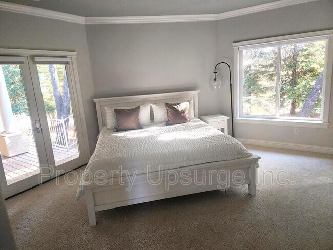 Foto del edificio - 13497 Tierra Heights Rd