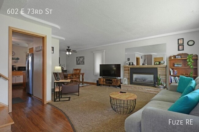 Building Photo - 602 E 73rd St