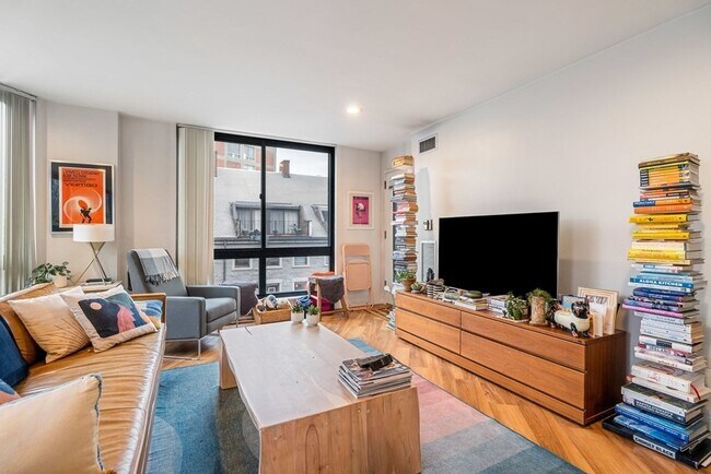 Foto del edificio - 146 Commercial St