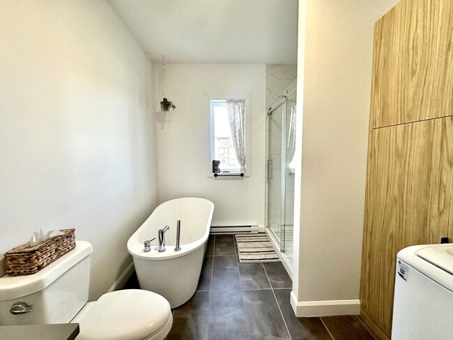 Building Photo - 48 Rue Alexander-Bothwell