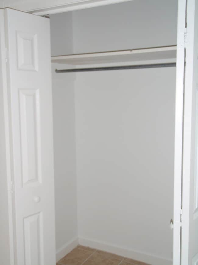 Building Photo - 560 Snow Hill St