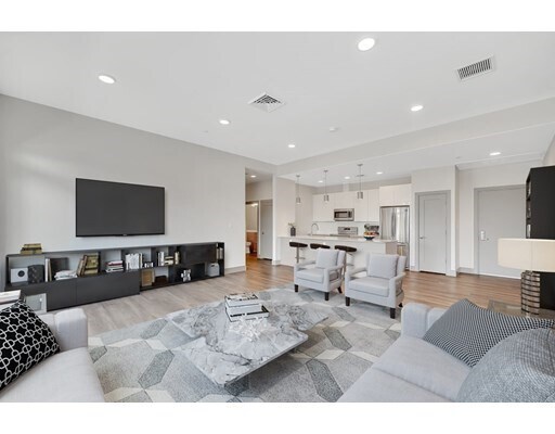 Foto del edificio - 400 Mystic Ave