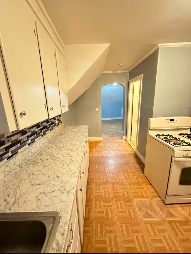 Foto del edificio - 89 Hamlet Ave