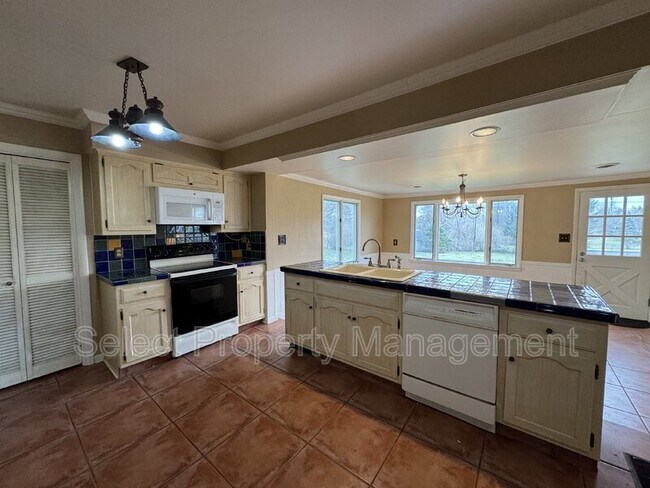 Foto del edificio - 5437 Covington Rd