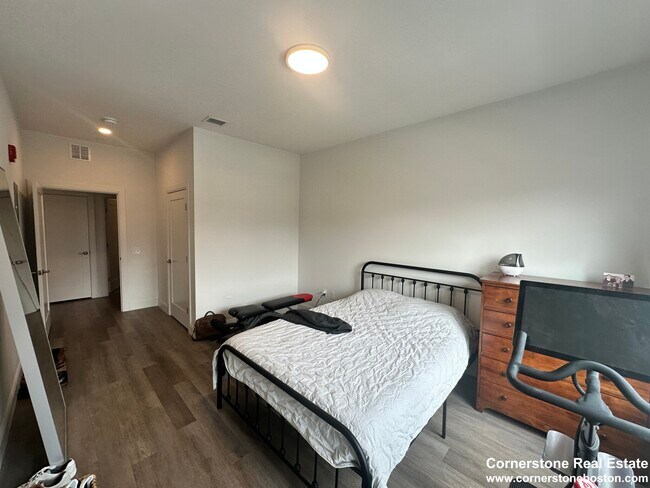 Foto del edificio - 959 Dorchester Ave