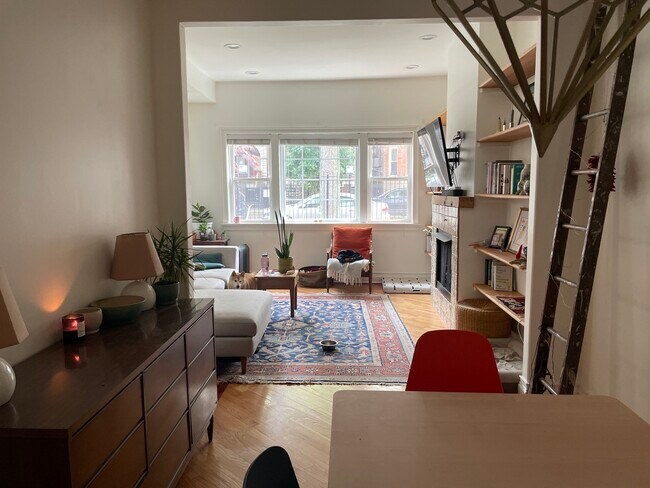 Foto del edificio - 3226 W Beach Ave