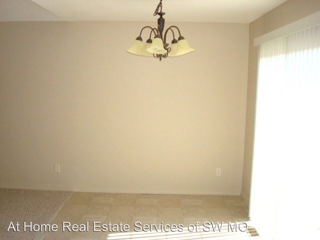 Building Photo - 1116 N Missouri Dr
