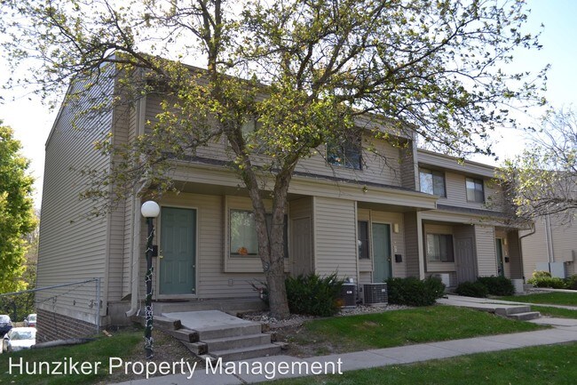 213 S Sheldon Ave, Ames, IA 50014 Apartment for Rent in