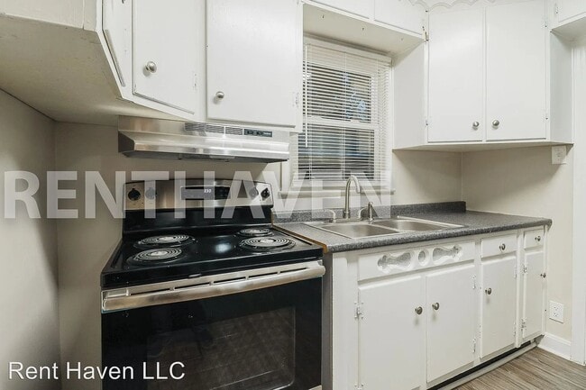 Building Photo - 209 Peachtree Cir