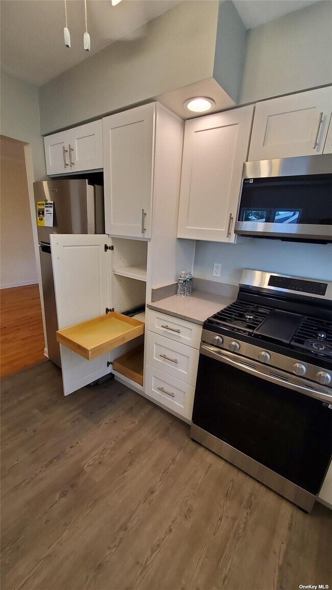 Building Photo - 1005 Rosegold St