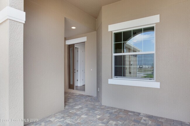 Foto del edificio - 8504 Loren Cove Dr