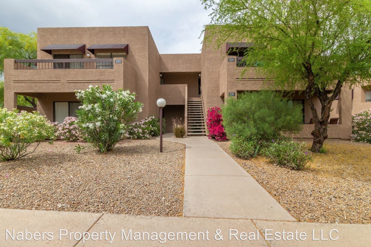 Primary Photo - 16657 E Gunsight Dr