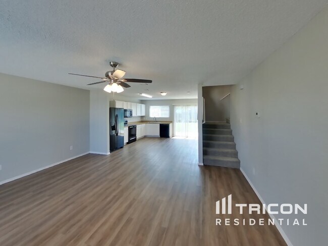 Building Photo - 1708 Vineridge Ln
