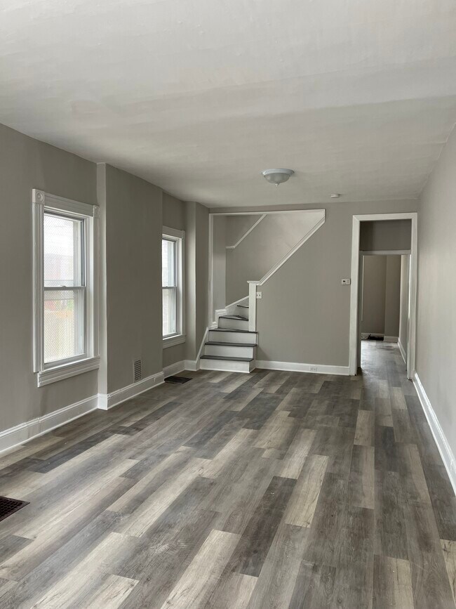 Building Photo - 1301 Herkimer St