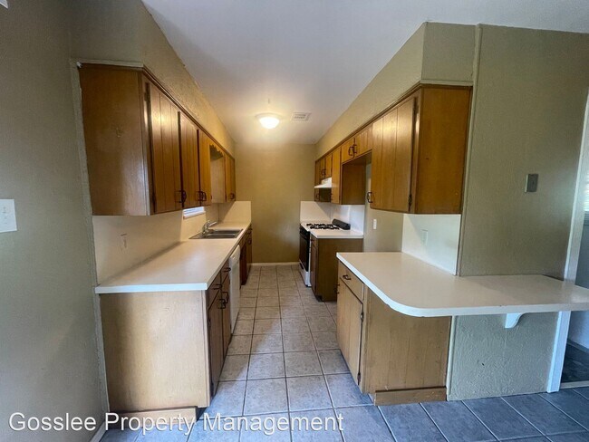 Building Photo - 3 br, 1 bath House - 1636 Bellaire Boulevard