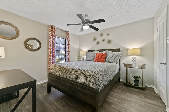 Guest Bedroom - Creekside on the Green