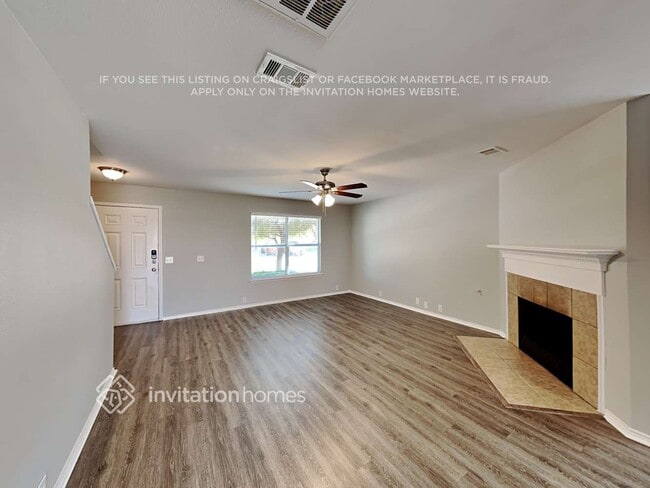 Building Photo - 1813 Desperado Rd