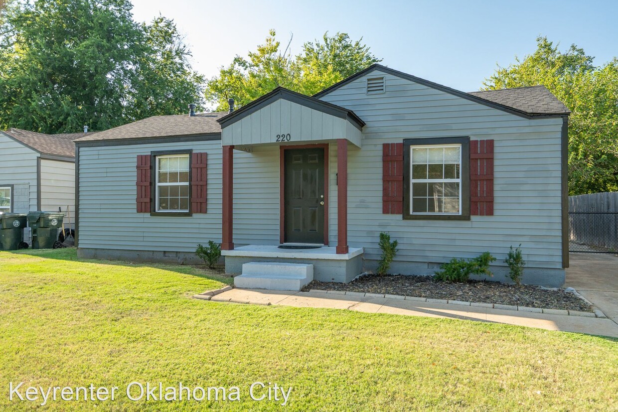 Primary Photo - 3 br, 2 bath House - 220 W Jacobs Dr