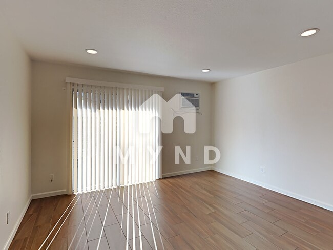 Foto del edificio - 2751 21st St