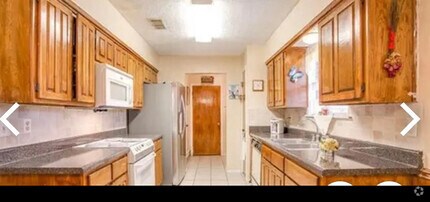Building Photo - 6824 Loma Vista Dr