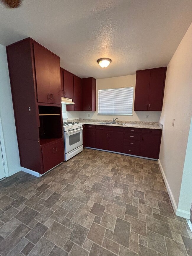 Foto del edificio - Spacious 3BD/2BA Home with Great Features!