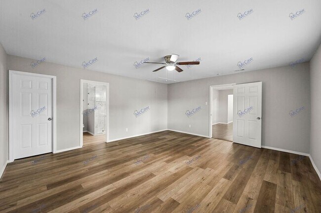 Building Photo - 1540 E Springcrest Cir