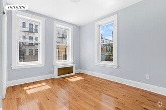 Building Photo - 20-22-22 Linden St