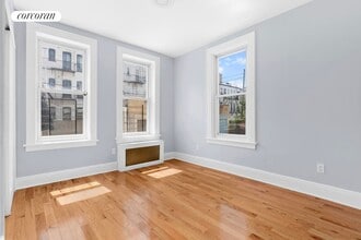 Building Photo - 20-22-22 Linden St