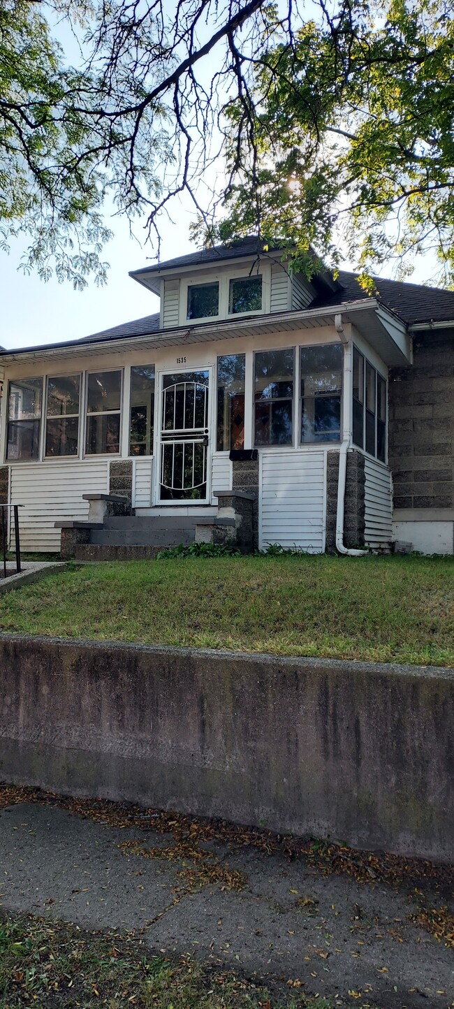 Building Photo - 1535 West St