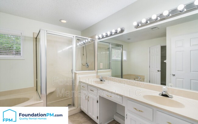 Building Photo - 9342 Sarsen Dr