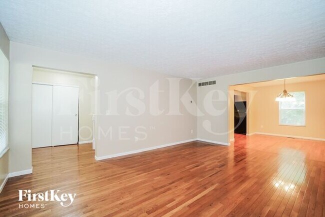 Building Photo - 4261 Timber Valley Dr