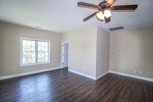 Building Photo - 1213 Merchant Way