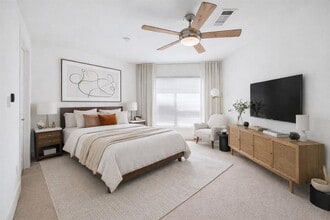 Building Photo - 711 W 32nd St