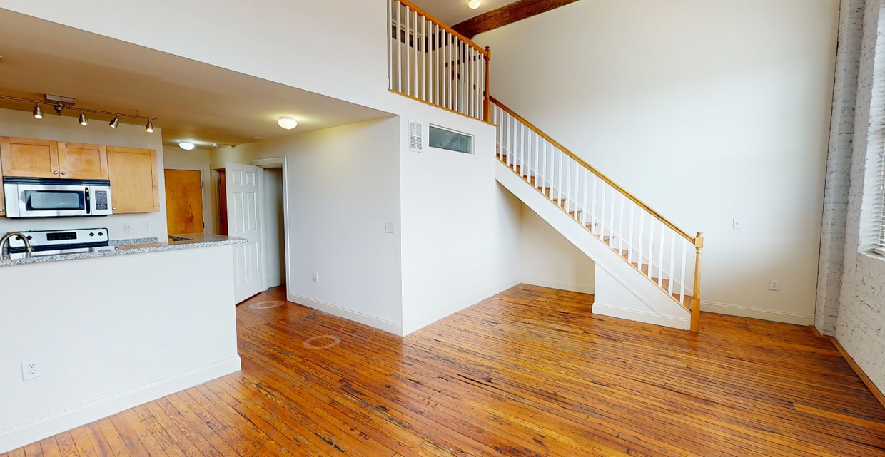 Photo - Iron House Apartments