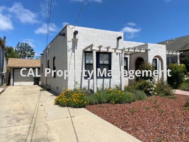 Foto del edificio - Charming 2 Bed/1.5 Bath house!