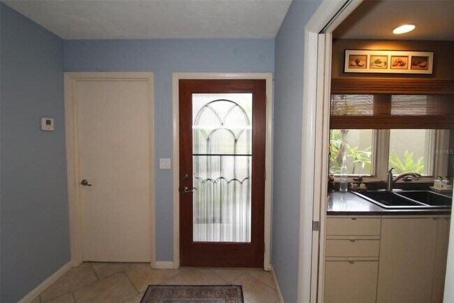Foto del edificio - 4532 Ascot Cir N