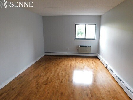 Foto del edificio - 12 Ellery Square