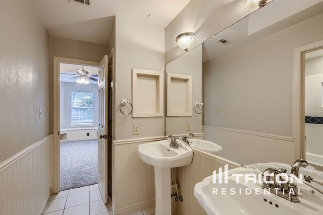 Foto del edificio - 1612 Mariah Bay Cir